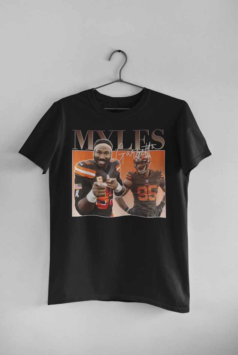 Myles Garrett - Unisex t-shirt - Modern Vintage Apparel